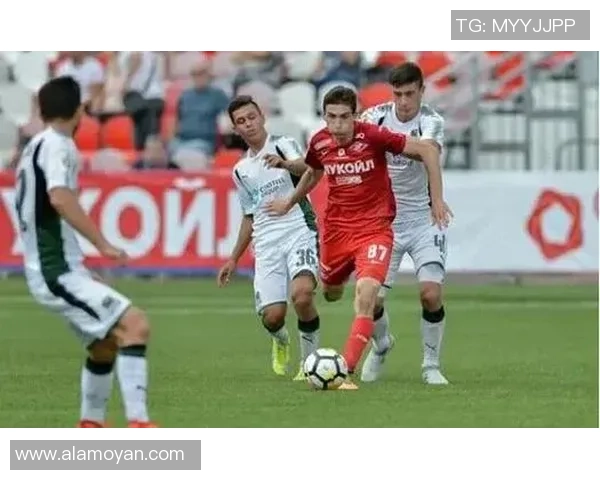 广州与深圳篮球队对决赛后分析节奏变化及战术调整探讨